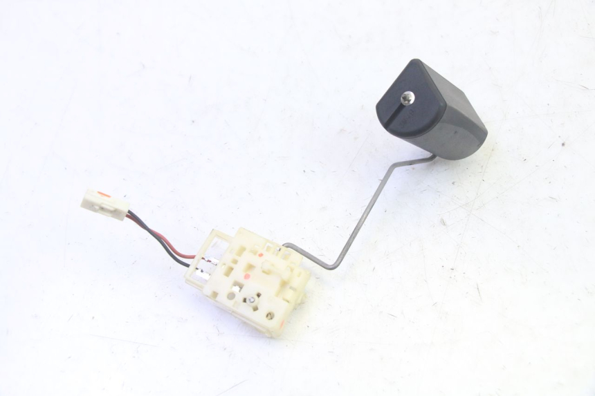 photo de TANKGEBER YAMAHA FZ6 N FAZER 600 (2004 - 2006) - Alternative Perspektive