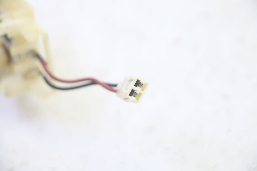 photo de TANKGEBER YAMAHA FZ6 N FAZER 600 (2004 - 2006) - Technische Nahaufnahme