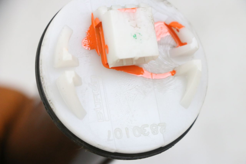 photo de TANKGEBER PIAGGIO MP3 HPE 300 (2019 - 2026) - Gesamtansicht des Produkts