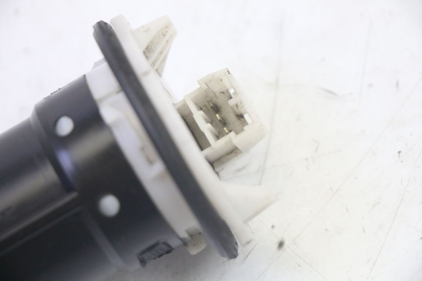 photo de KRAFTSTOFFTANKMESSSTAB PIAGGIO MP3 LT 400 (2007 - 2012) - Detailansicht des Bauteils