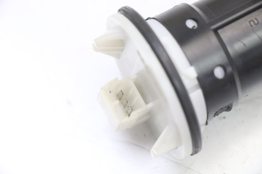 photo de KRAFTSTOFFTANKMESSSTAB PIAGGIO MP3 500 (2014 - 2016)