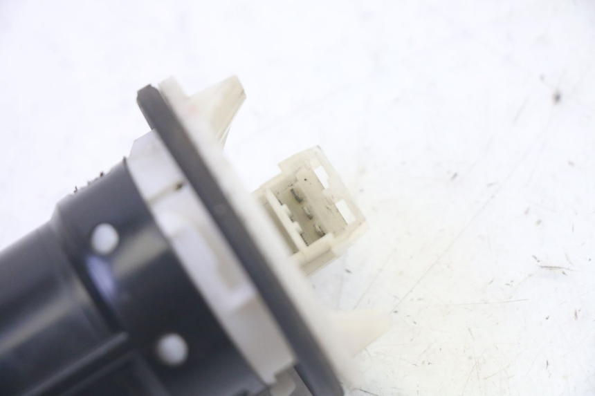 photo de KRAFTSTOFFTANKMESSSTAB PIAGGIO MP3 RL 250 (2007 - 2010)