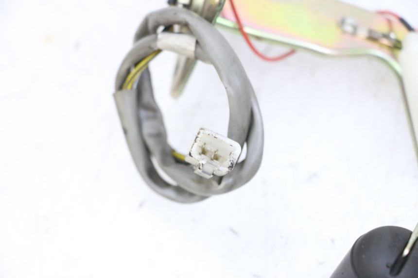 photo de KRAFTSTOFFTANKMESSSTAB PIAGGIO NEW TYPHOON 50 (2018 - 2021) - Alternative Perspektive