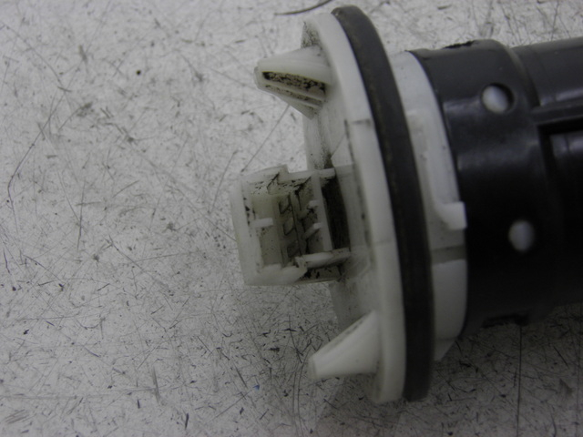 photo de KRAFTSTOFFTANKMESSSTAB PIAGGIO MP3 RL 250 (2007 - 2010)