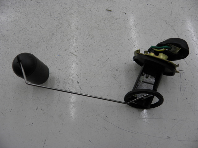 photo de KRAFTSTOFFTANKMESSSTAB SYM FIDDLE 2 50 (2008 - 2013)