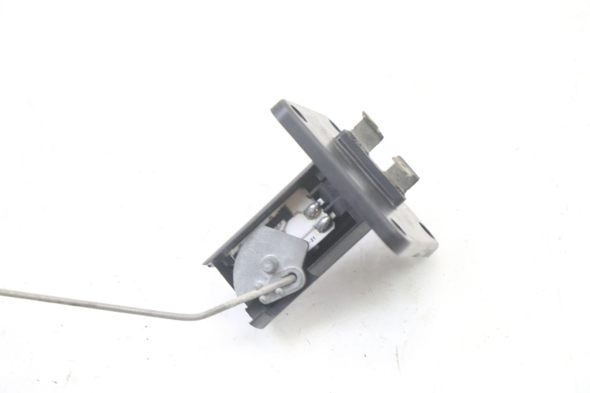 photo de KRAFTSTOFFTANKMESSSTAB SUZUKI UH BURGMAN 125 (2002 - 2006)