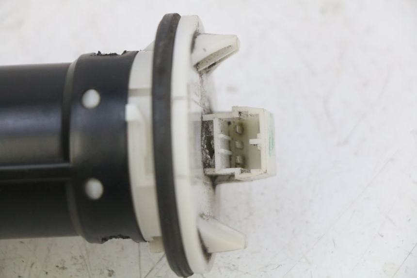 photo de KRAFTSTOFFTANKMESSSTAB PIAGGIO VESPA LX 2T 50 (2005 - 2013)