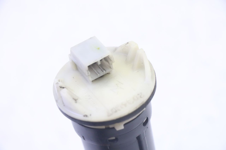 photo de KRAFTSTOFFTANKMESSSTAB PIAGGIO X8 125 (2004 - 2007) - Alternative Perspektive