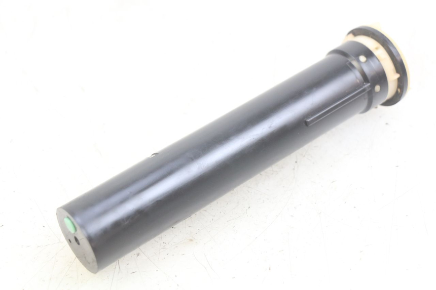 photo de KRAFTSTOFFTANKMESSSTAB PIAGGIO X9 EVOLUTION 125 (2003 - 2007)