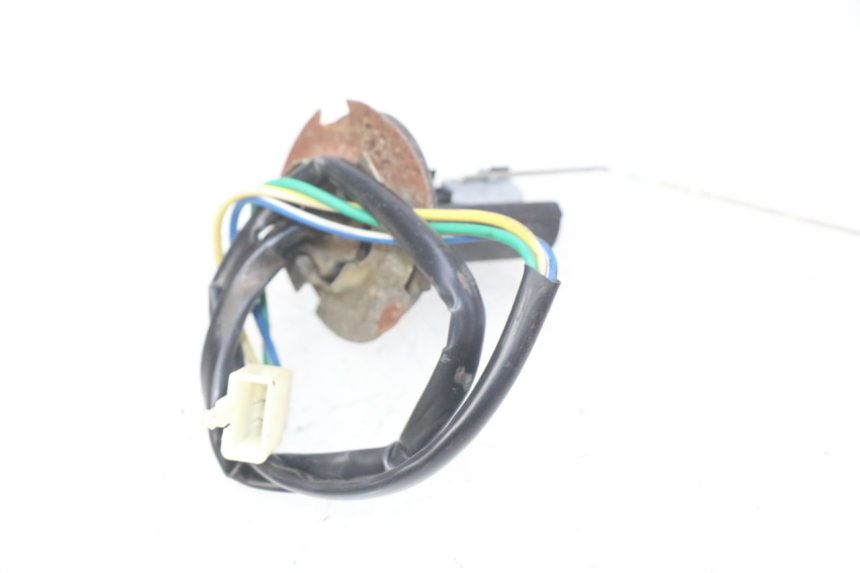 photo de KRAFTSTOFFTANKMESSSTAB YIYING YY50QT-10 50 (2007 - 2022)