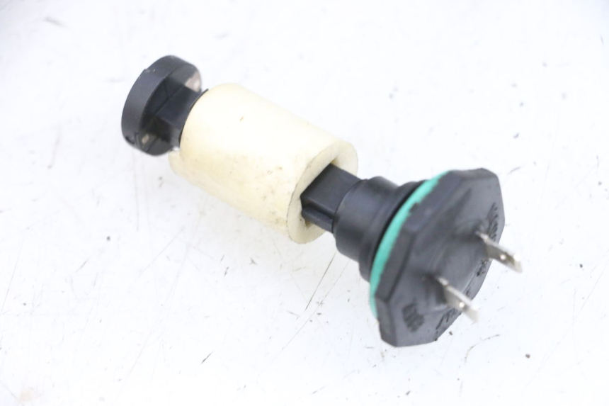 photo de KRAFTSTOFFTANKMESSSTAB PIAGGIO ZIP 4T 50 (2018 - 2020) - Zoom auf Gebrauchszustand