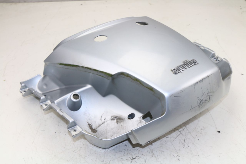 photo de VERKLEIDUNG HINTEN MITTE APRILIA ATLANTIC 125 (2003 - 2009)