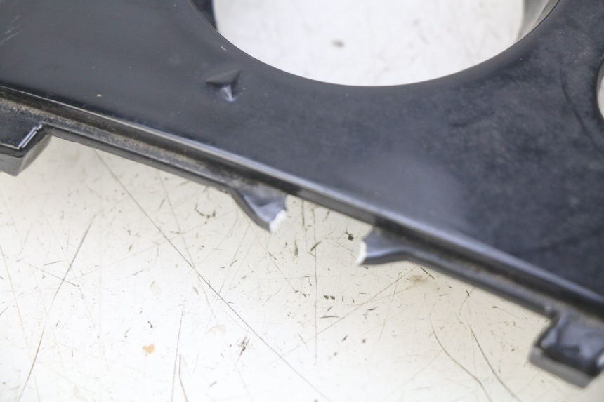 photo de HECKVERKLEIDUNG VERBINDUNG BAOTIAN BT 49 QT-9 50 (2006 - 2010)