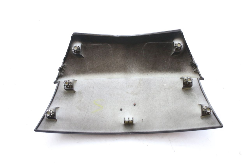 photo de HECKVERKLEIDUNG VERBINDUNG PEUGEOT CITYSTAR 125 (2011 - 2017)