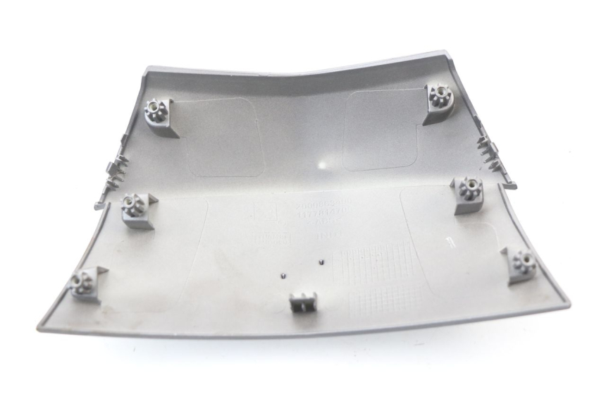 photo de HECKVERKLEIDUNG VERBINDUNG PEUGEOT CITYSTAR 50 (2013 - 2017)