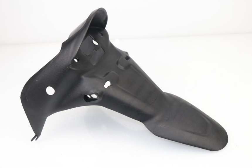photo de VERKLEIDUNG HINTEN MITTE GENERIC CRACKER 50 (2010 - 2014)