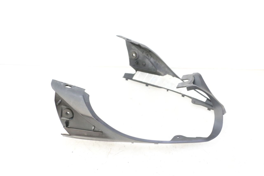 photo de VERKLEIDUNG HINTEN MITTE YAMAHA FZ6 FAZER S2 600 (2007 - 2011)