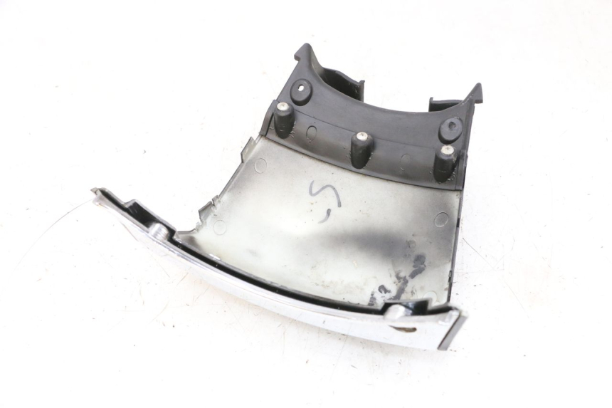 photo de VERKLEIDUNG HINTEN MITTE JM MOTORS GTS 125 (2015 - 2019) - Technische Nahaufnahme