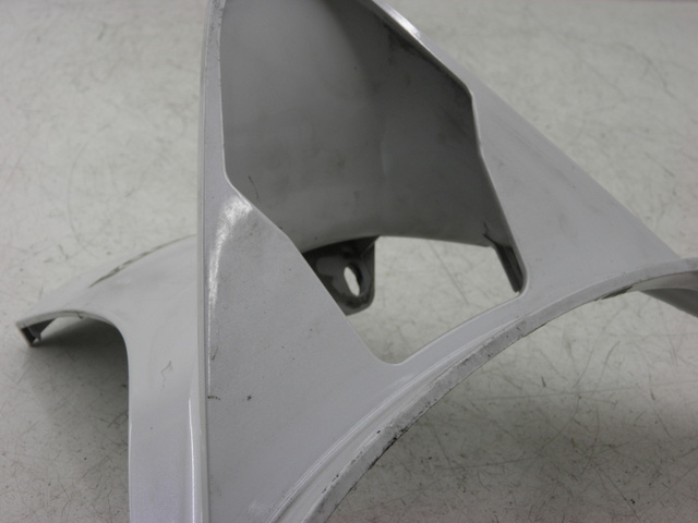 photo de VERKLEIDUNG HINTEN MITTE HONDA FES S-WING SWING 125 (2007 - 2015)