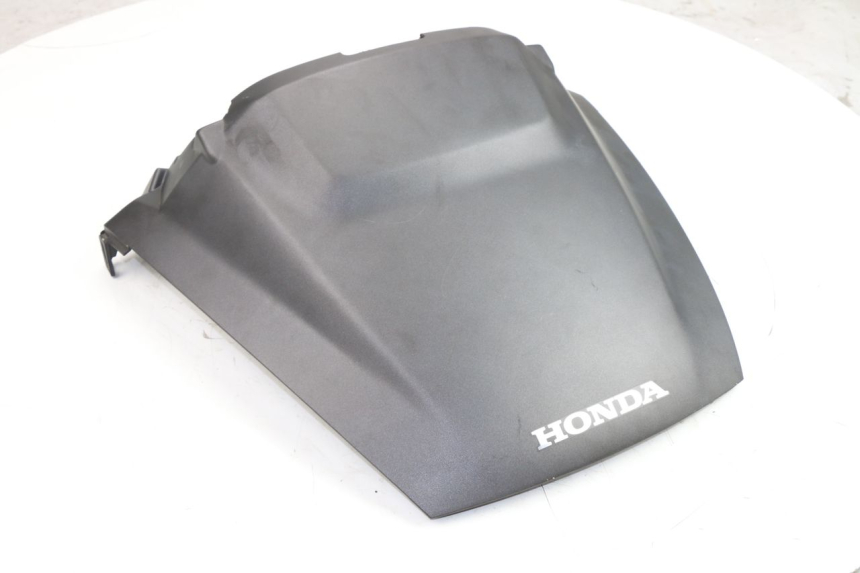 photo de VERKLEIDUNG HINTEN MITTE HONDA FJS SILVER WING SILVERWING 400 (2005 - 2008)