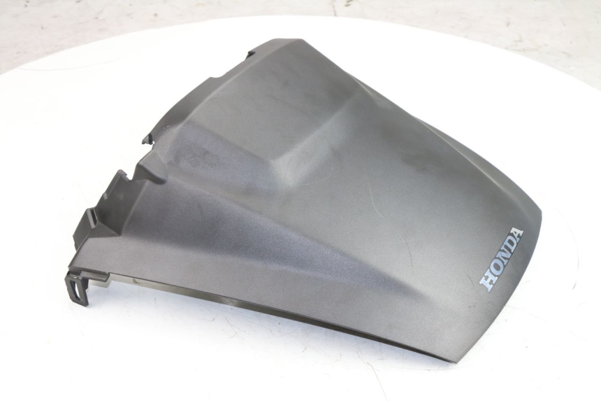 photo de VERKLEIDUNG HINTEN MITTE HONDA FJS SILVER WING SILVERWING 400 (2005 - 2008)