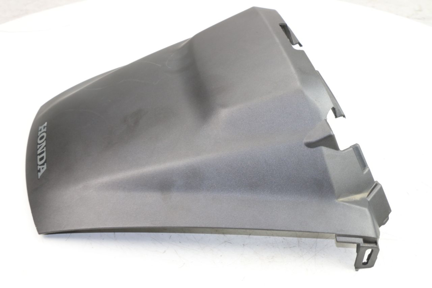 photo de VERKLEIDUNG HINTEN MITTE HONDA FJS SILVER WING SILVERWING 400 (2005 - 2008)