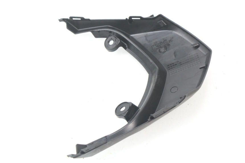 photo de VERKLEIDUNG HINTEN MITTE HONDA VFR F 1200 (2010 - 2015)