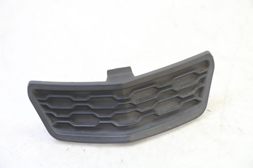 photo de VERKLEIDUNG HINTEN MITTE UNTER QUADRO 4 4D 350 (2015 - 2018)