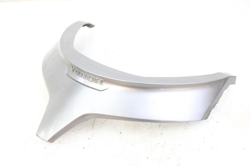 photo de VERKLEIDUNG HINTEN MITTE UNTER HONDA FORZA ABS 300 (2013 - 2019)