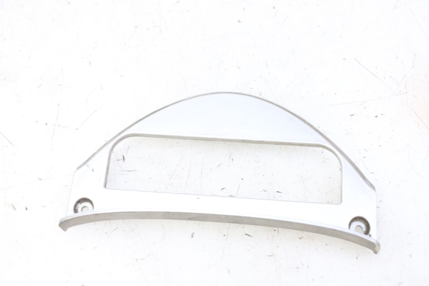 photo de VERKLEIDUNG HINTEN MITTE UNTER KYMCO GRAND DINK 125 (2002 - 2007)