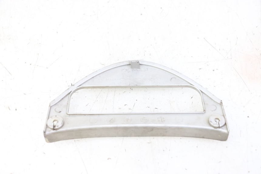 photo de VERKLEIDUNG HINTEN MITTE UNTER KYMCO GRAND DINK 125 (2002 - 2007)