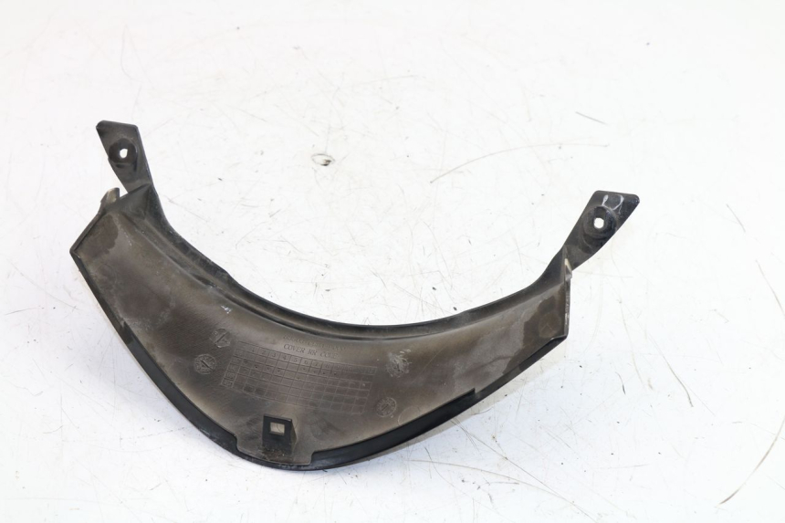 photo de UNTERE HINTERE VERKLEIDUNGSVERBINDUNG HONDA NHX LEAD 110 (2008 - 2010)