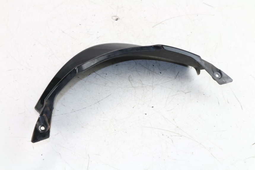 photo de UNTERE HINTERE VERKLEIDUNGSVERBINDUNG HONDA NHX LEAD 110 (2008 - 2010)