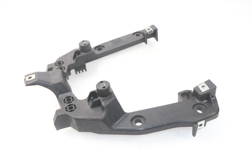photo de VERKLEIDUNG HINTEN MITTE UNTER MBK NITRO 2T 50 (2013 - 2017)
