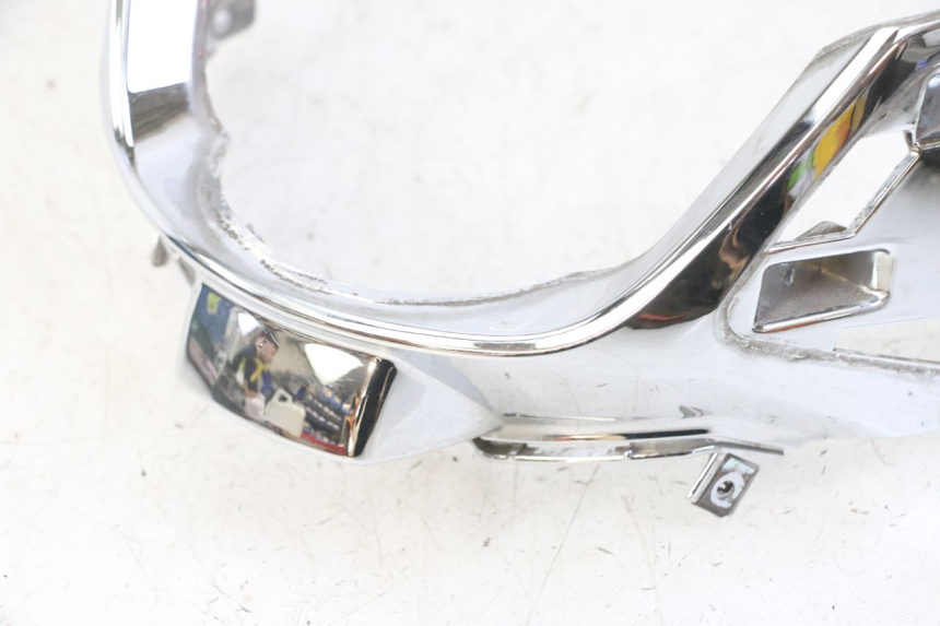 photo de VERKLEIDUNG HINTEN MITTE UNTER KYMCO LIKE 4T 50 (2019 - 2025) - Oberflächenzustand und Material