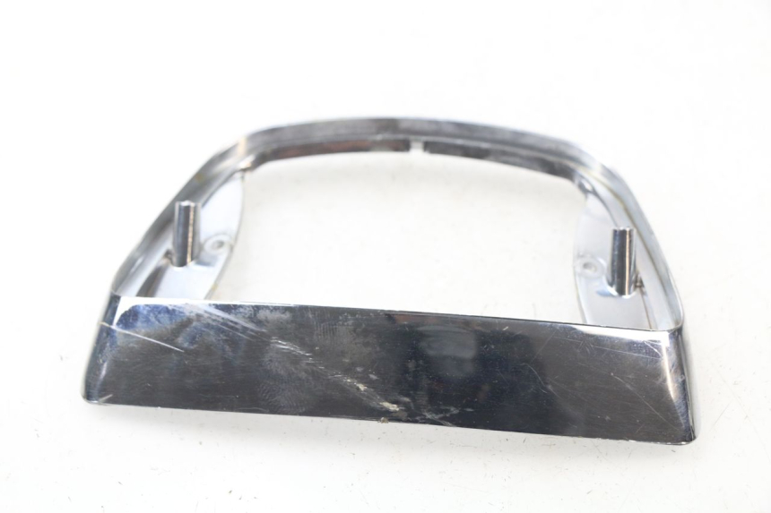 photo de VERKLEIDUNG HINTEN MITTE UNTER PIAGGIO VESPA LX 2T 50 (2005 - 2013)