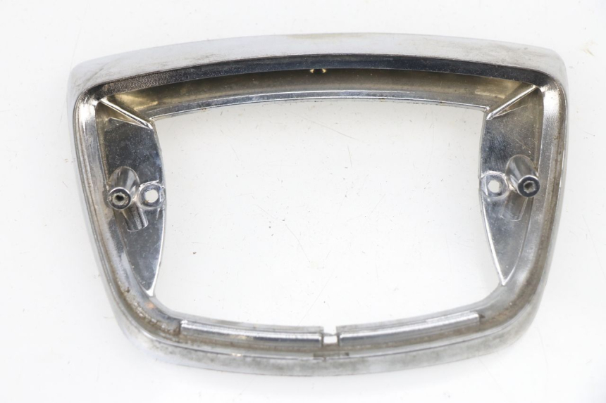 photo de VERKLEIDUNG HINTEN MITTE UNTER PIAGGIO VESPA LX 4T 50 (2005 - 2010)