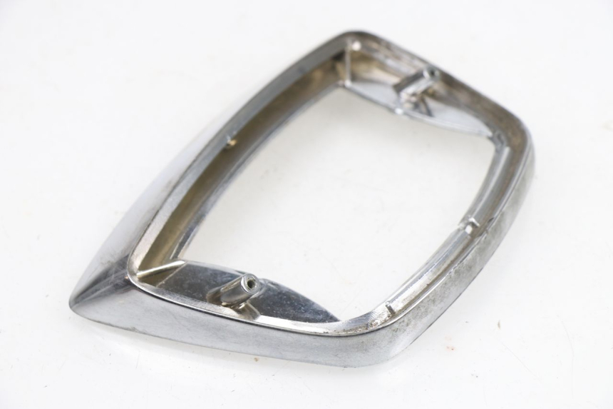 photo de VERKLEIDUNG HINTEN MITTE UNTER PIAGGIO VESPA LX 4T 50 (2005 - 2010)
