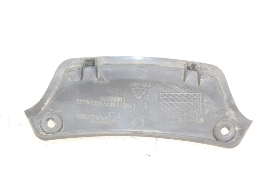 photo de UNTERE HECKVERKLEIDUNGSECKE PIAGGIO VESPA PRIMAVERA 2T 50 (2013 - 2018)