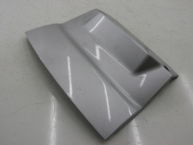 photo de VERKLEIDUNG HINTEN MITTE UNTER PIAGGIO X8 STREET 125 (2006 - 2007)