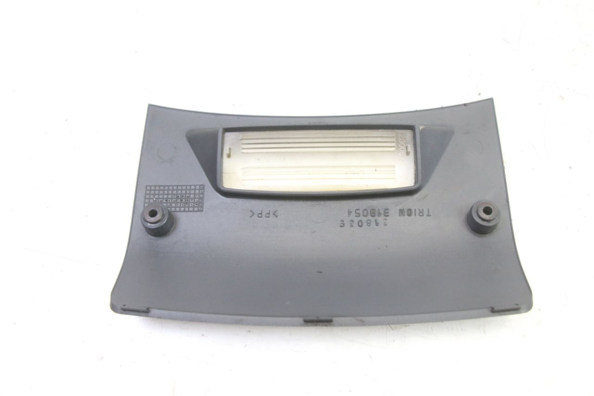 photo de VERKLEIDUNG HINTEN MITTE UNTER PIAGGIO SUPER LX 125 (2000 - 2003)