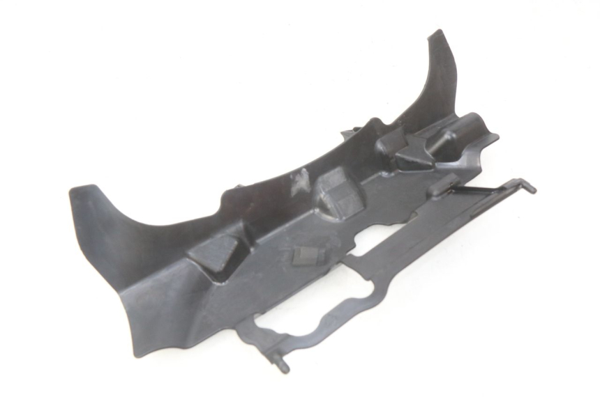 photo de VERKLEIDUNG HINTEN MITTE UNTER SUZUKI GSX-R GSXR 750 (2011 - 2016)