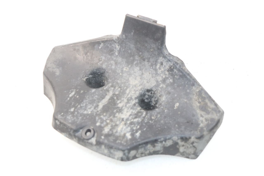 photo de VERKLEIDUNG HINTEN MITTE UNTER TRIUMPH SPRINT ST ABS 1050 (2005 - 2007)