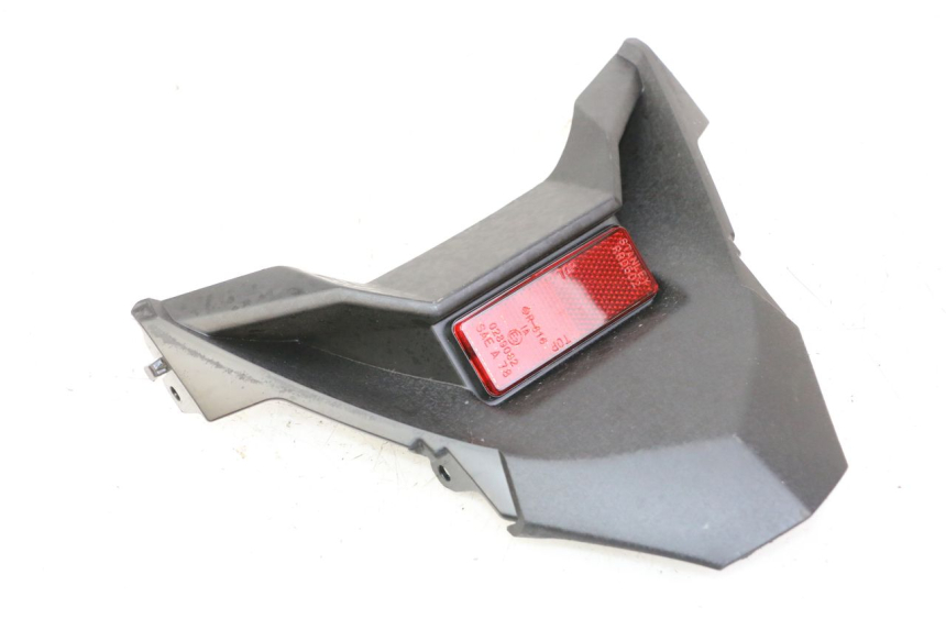 photo de VERKLEIDUNG HINTEN MITTE UNTER YAMAHA XMAX X-MAX 125 (2021 - 2025)