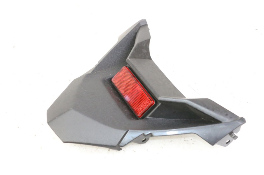 photo de VERKLEIDUNG HINTEN MITTE UNTER YAMAHA XMAX X-MAX 125 (2021 - 2025)