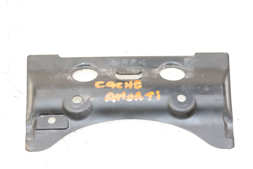 photo de VERKLEIDUNG HINTEN MITTE UNTER YAMAHA TRACER 7 700 (2020 - 2024)