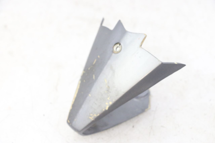 photo de VERKLEIDUNG HINTEN MITTE PEUGEOT JET FORCE CARBU 50 (2003 - 2016)