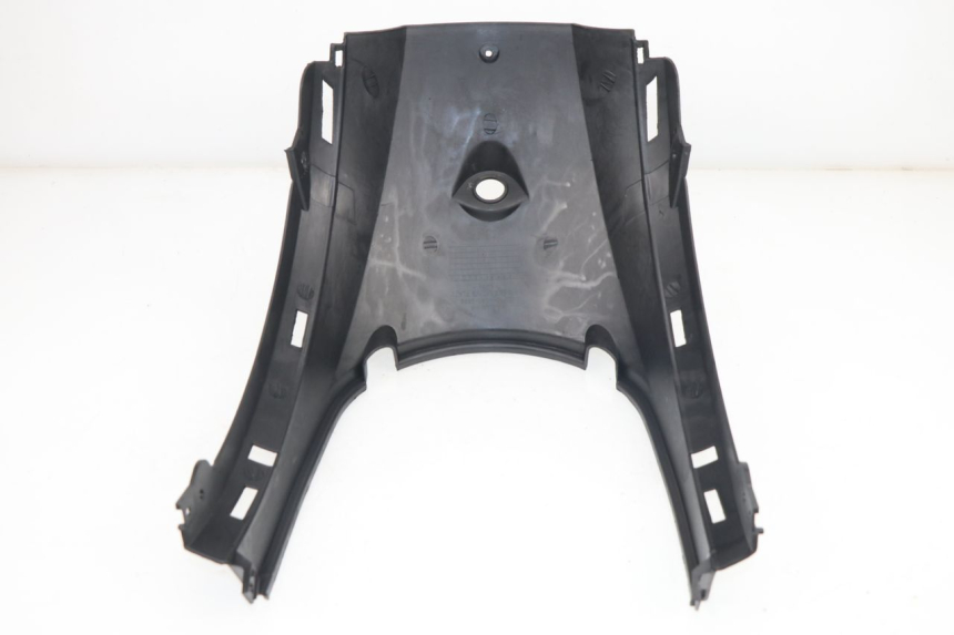 photo de VERKLEIDUNG HINTEN MITTE JM MOTORS MILANO 50 (2014 - 2019)