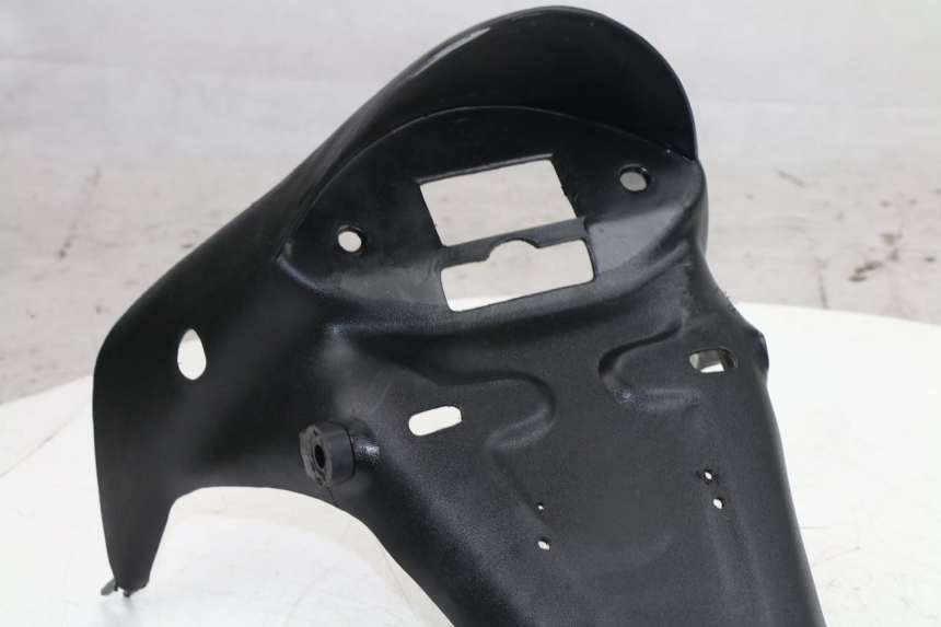 photo de VERKLEIDUNG HINTEN MITTE KEEWAY F-ACT FACT 50 (2006 - 2011)