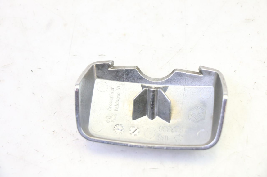 photo de VERKLEIDUNG HINTEN MITTE PIAGGIO LXV 4T 50 (2009 - 2013)